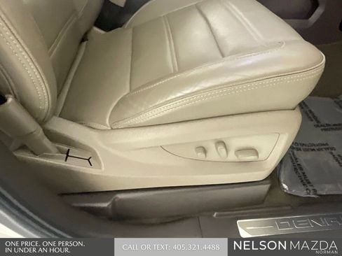 Used 2015 GMC Sierra 1500 Denali AWD/4WD image 29
