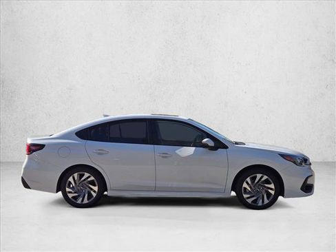 Used 2024 Subaru Legacy Limited image 4