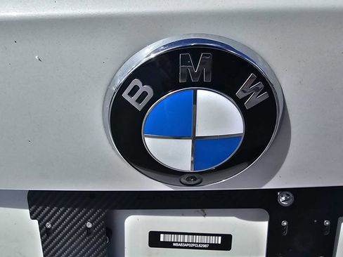 Used 2023 BMW M440i Coupe w/ Premium Package image 18