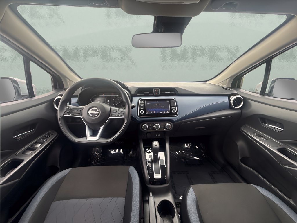 Used 2025 Nissan Versa SV FWD image 11