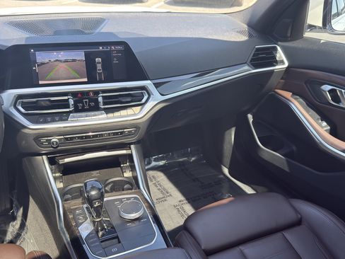 Used 2019 BMW 330i xDrive Sedan w/ Premium Package AWD/4WD image 24