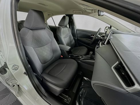 Used 2020 Toyota Corolla LE image 26