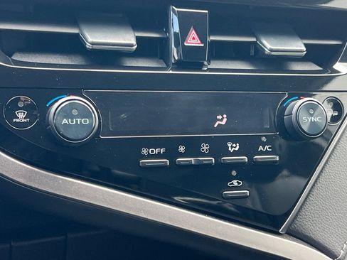 Certified 2023 Toyota Camry SE FWD image 19