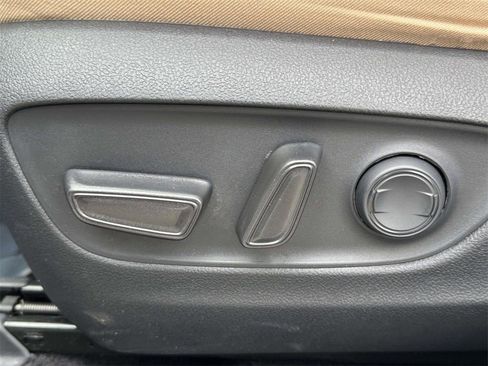 Used 2023 Toyota RAV4 XLE w/ Convenience Package image 27