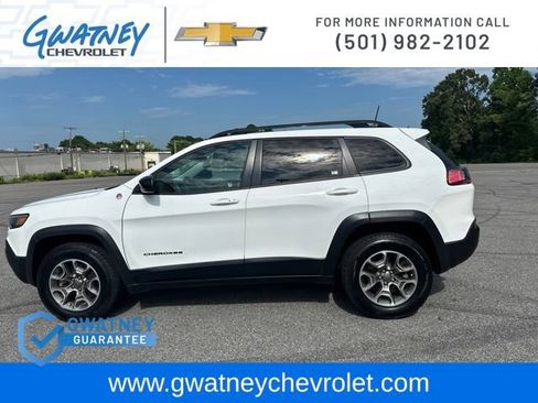 Used 2022 Jeep Cherokee Trailhawk w/ Trailer Tow Group AWD/4WD image 8