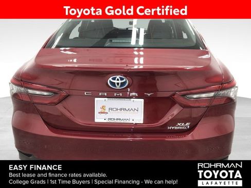 Certified 2022 Toyota Camry XLE image 6