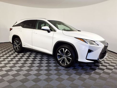 Used 2019 Lexus RX 450hL AWD image 3