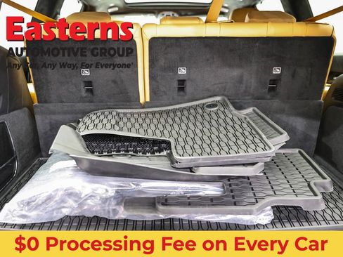 Used 2025 Jeep Grand Wagoneer Series III w/ Rear Seat Video Group 1 AWD/4WD image 9