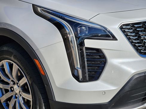 Used 2019 Cadillac XT4 Premium Luxury image 7