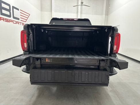 Used 2022 GMC Sierra 1500 Denali AWD/4WD image 17