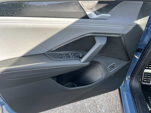 New 2026 Volkswagen Tiguan SE R-Line image 13