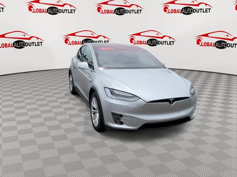 Used 2017 Tesla Model X 100D AWD/4WD image 2