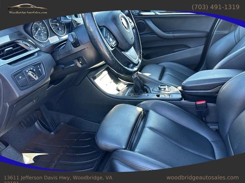 Used 2018 BMW X1 xDrive28i image 10