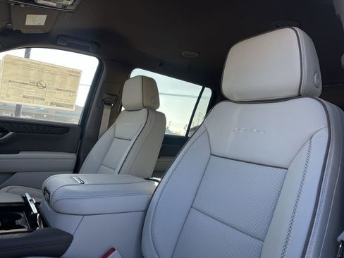 New 2026 GMC Yukon XL Denali w/ LPO, Floor Liner Package image 19