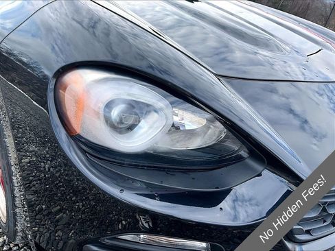 Used 2018 FIAT 124 Spider Classica RWD image 18