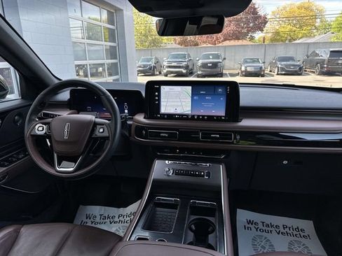 Used 2025 Lincoln Aviator Reserve w/ Illumination Package AWD/4WD image 64