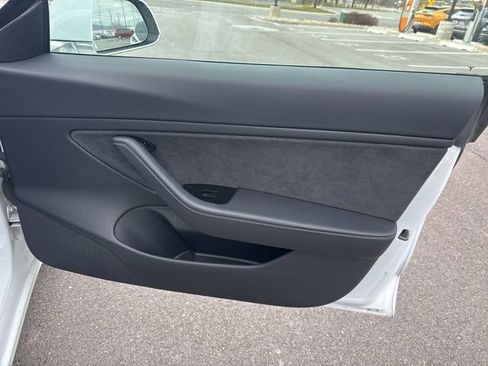 Used 2018 Tesla Model 3 Long Range image 21