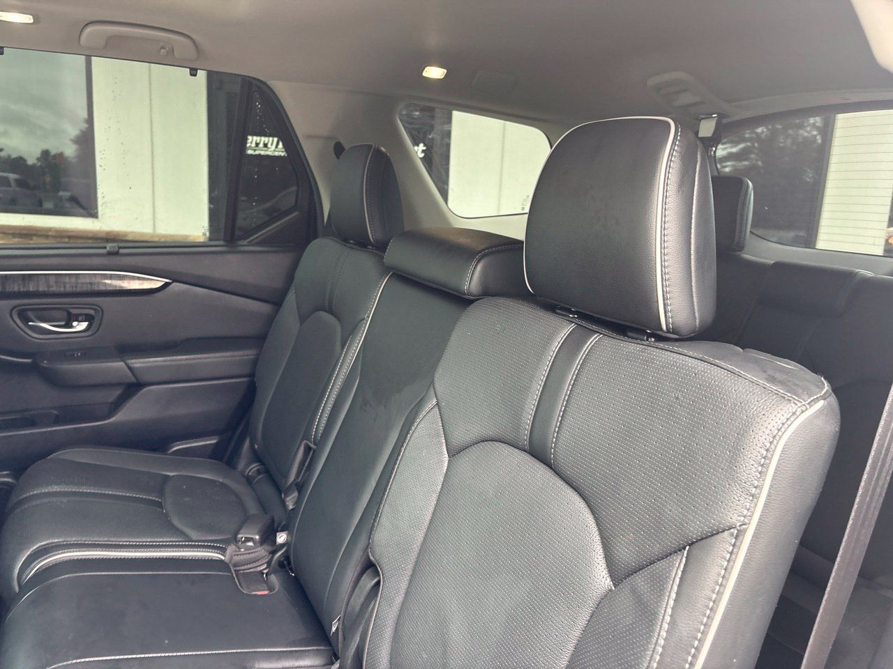 Used 2025 Honda Pilot Elite image 5