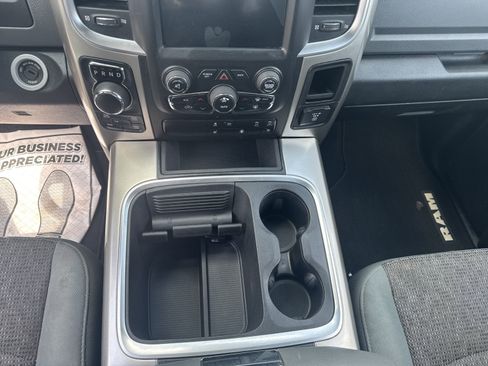 Used 2018 RAM 1500 Big Horn AWD/4WD image 9