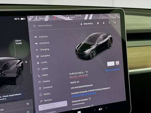 Used 2023 Tesla Model Y Performance image 17