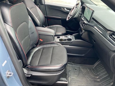 Used 2024 Ford Escape ST-Line w/ Tech Pack #1 AWD/4WD image 26