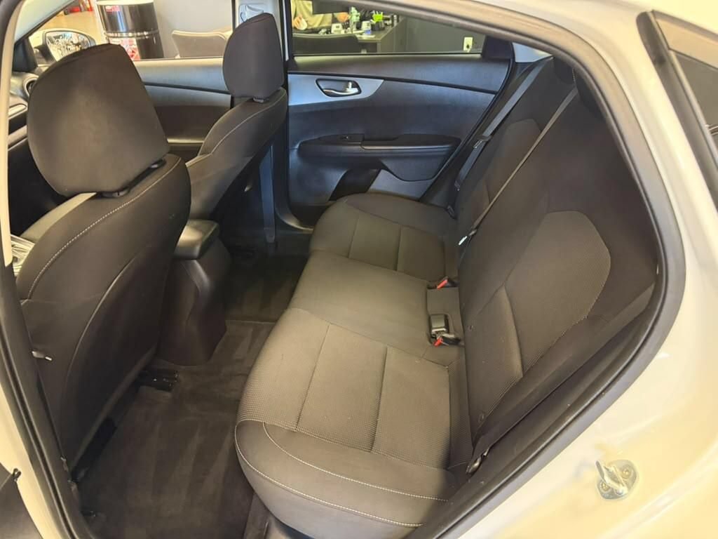 Used 2021 Kia Forte Sedan FWD image 11