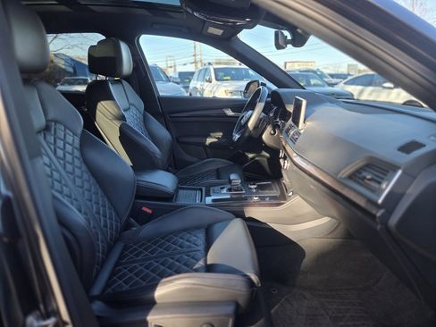 Used 2019 Audi SQ5 Premium Plus w/ Premium Plus Package image 23
