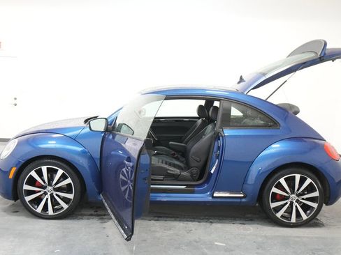 Used 2012 Volkswagen Beetle Turbo FWD image 20