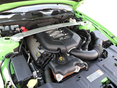 Used 2013 Ford Mustang GT RWD image 47
