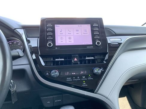 Used 2023 Toyota Camry SE image 20