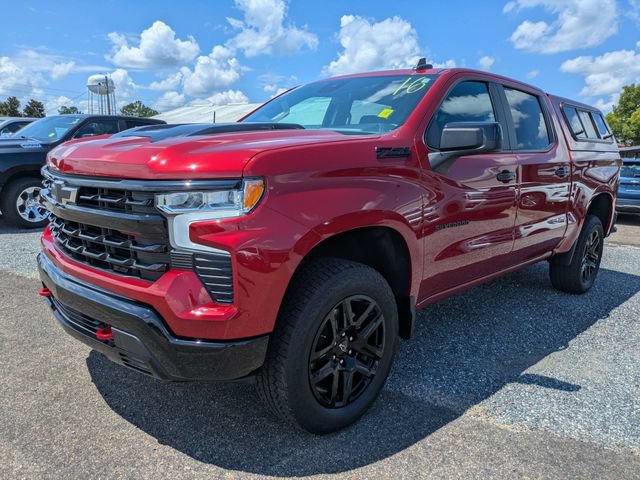 Used 2025 Chevrolet Silverado 1500 LT Trail Boss w/ Convenience Package II AWD/4WD image 7
