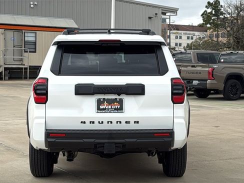 New 2026 Toyota 4Runner SR5 image 6