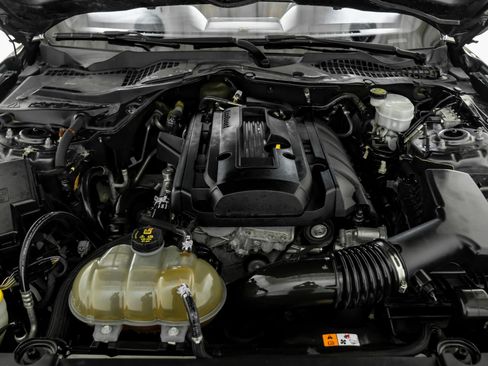 Used 2016 Ford Mustang Premium RWD image 37