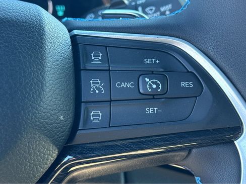 Certified 2022 Jeep Grand Cherokee Trailhawk image 17