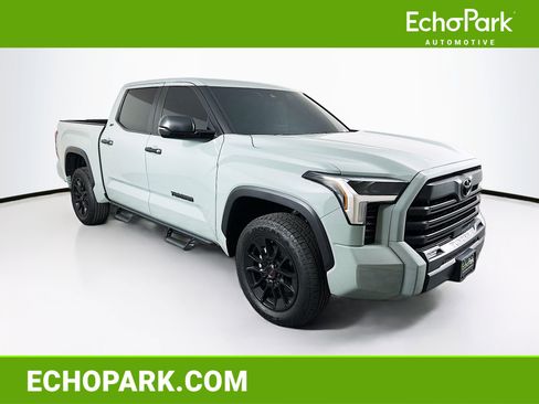 Used 2025 Toyota Tundra SR5 w/ SR5 Convenience Package AWD/4WD image 1