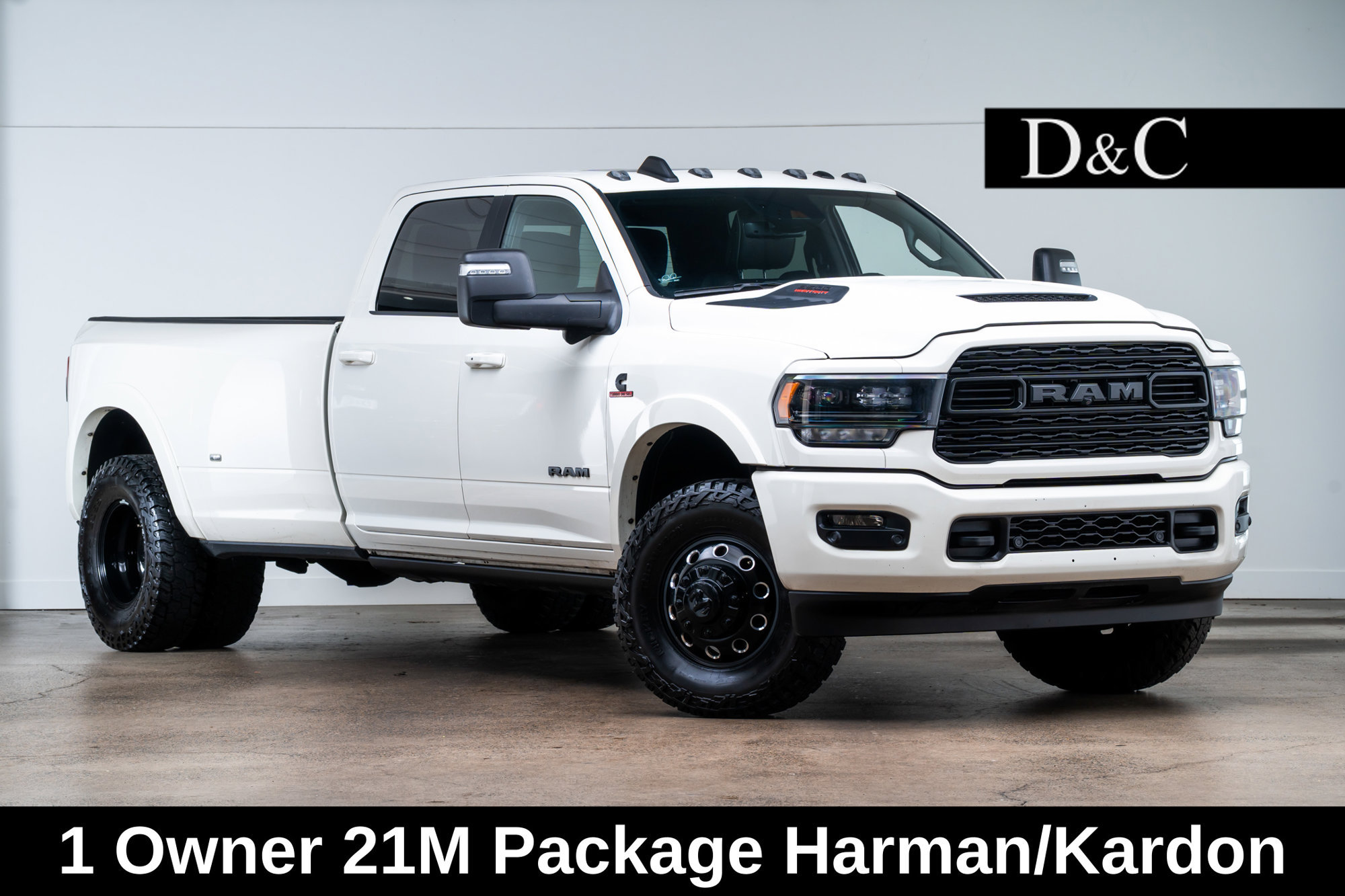 Used 2024 RAM 3500 Limited w/ Night Edition AWD/4WD image 1