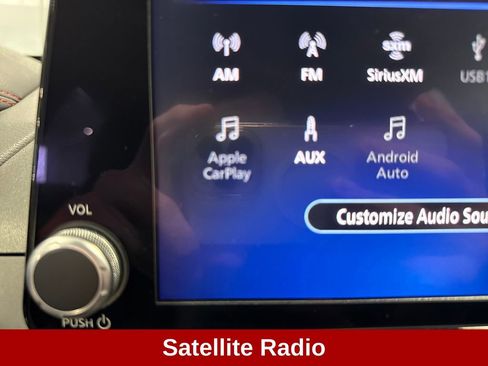 Used 2025 Nissan Altima 2.5 SR FWD image 12