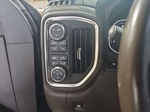 Used 2020 GMC Sierra 2500 Denali w/ Denali Ultimate Package image 31