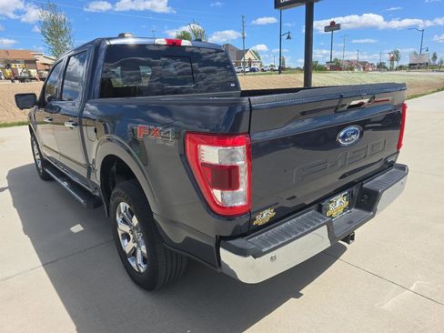 Used 2021 Ford F150 Lariat w/ Max Trailer Tow Package AWD/4WD image 3