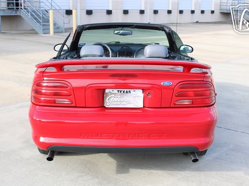 Used 1995 Ford Mustang GT RWD image 12