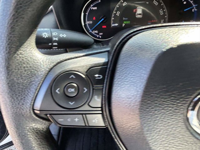 Used 2025 Toyota RAV4 LE AWD/4WD image 33