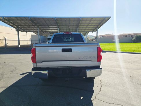 Used 2017 Toyota Tundra SR5 w/ SR5 Upgrade Package image 7