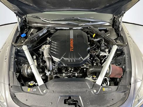 Used 2020 Kia Stinger GT1 RWD image 38