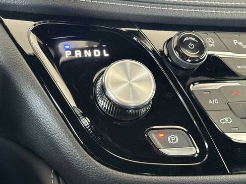 New 2026 Chrysler Pacifica Limited image 20