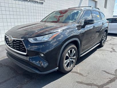 Used 2020 Toyota Highlander XLE