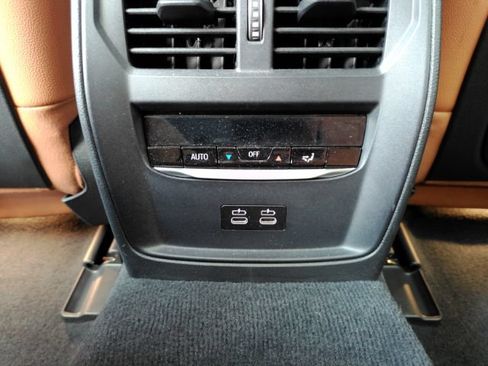 Used 2023 BMW i4 eDrive40 w/ Parking Assistance Package RWD image 31