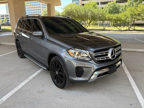Used 2017 Mercedes-Benz GLS 450 4MATIC image 4