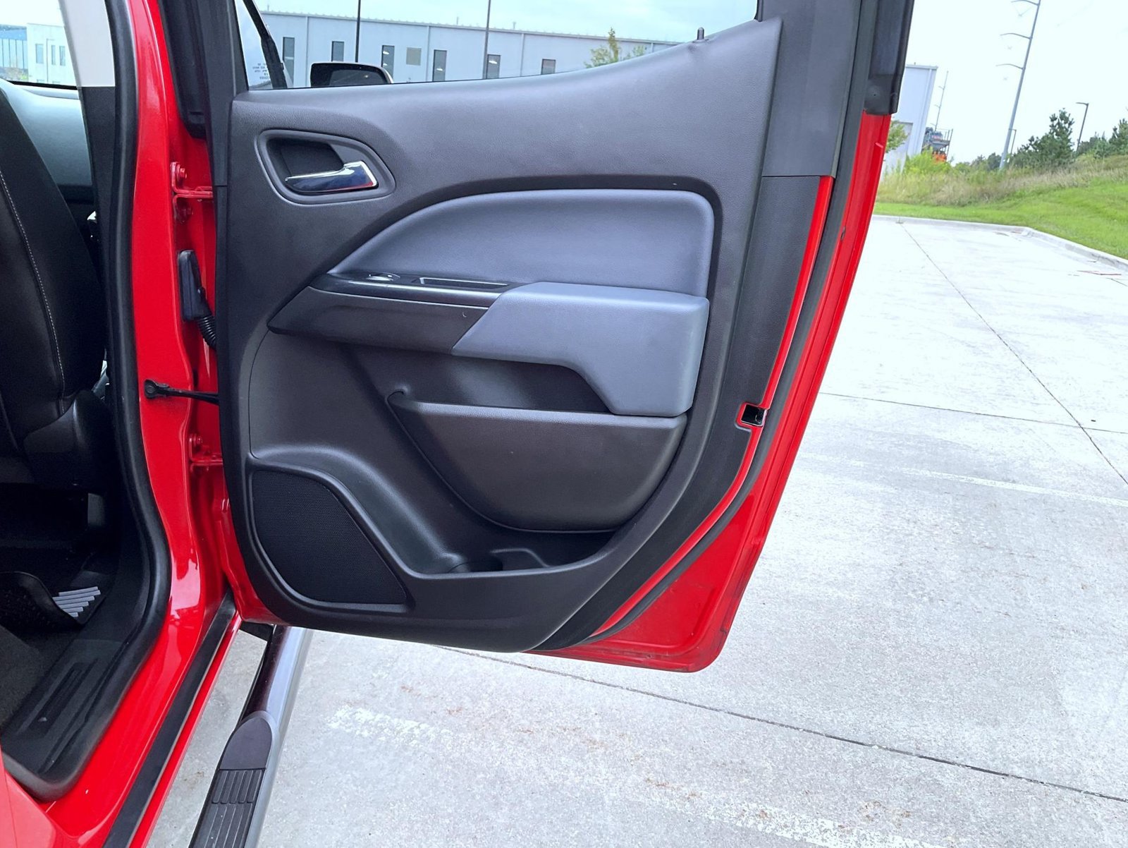 Used 2017 Chevrolet Colorado Z71 AWD/4WD image 21
