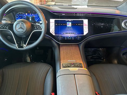 Used 2023 Mercedes-Benz EQS 580 4MATIC SUV image 20