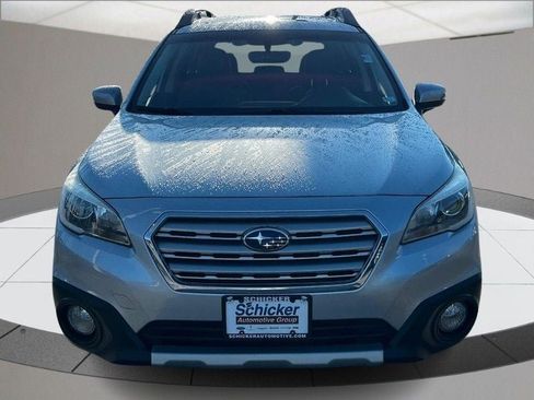 Used 2017 Subaru Outback 2.5i Limited image 9